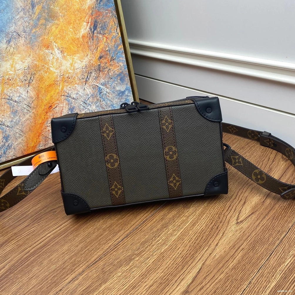 WIS VUITTON TRUNK WALLET LOUIS SOFT 0825